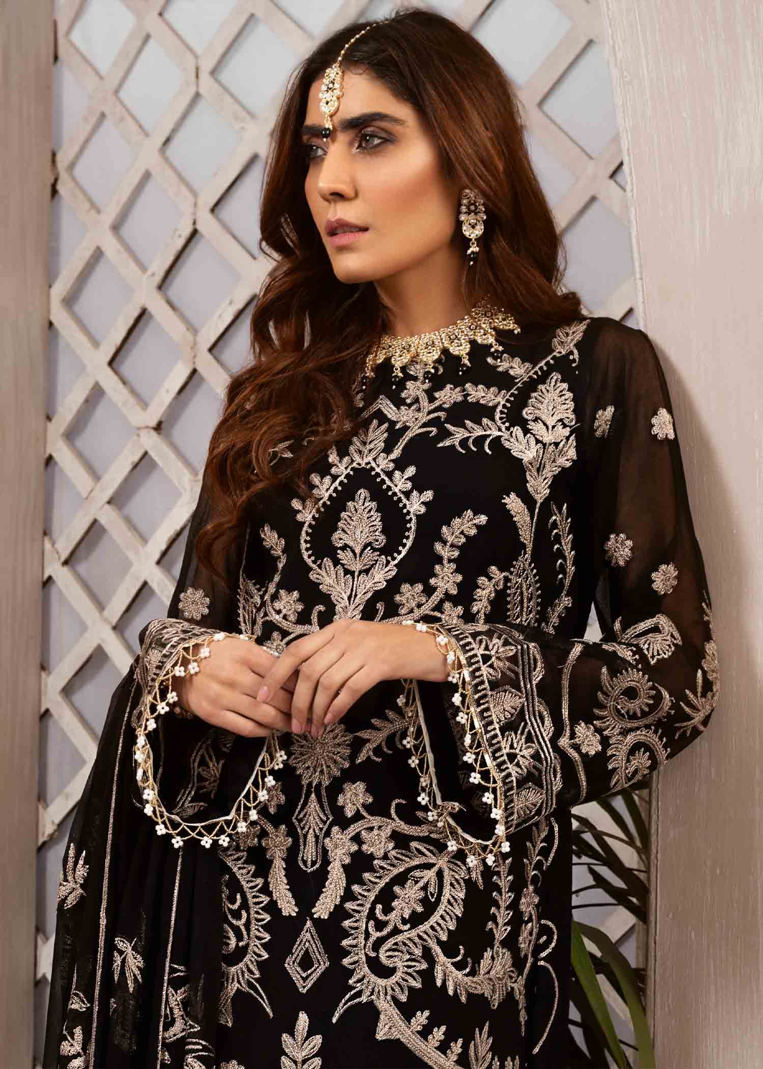 Black Embroidered Chiffon Kurta Set (3-Piece) - Image 9