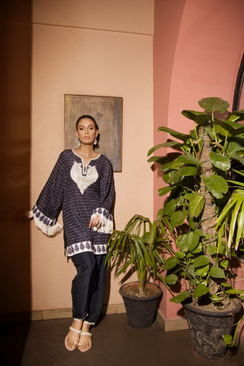 Black Embroidered Cotton Silk Firdous Tunic Set (2-Piece) - Image 1