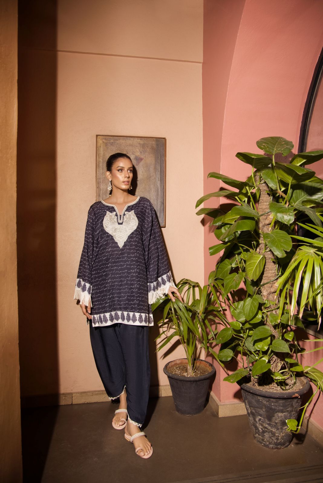 Black Embroidered Cotton Silk Firdous Tunic Set (2-Piece) - Image 3