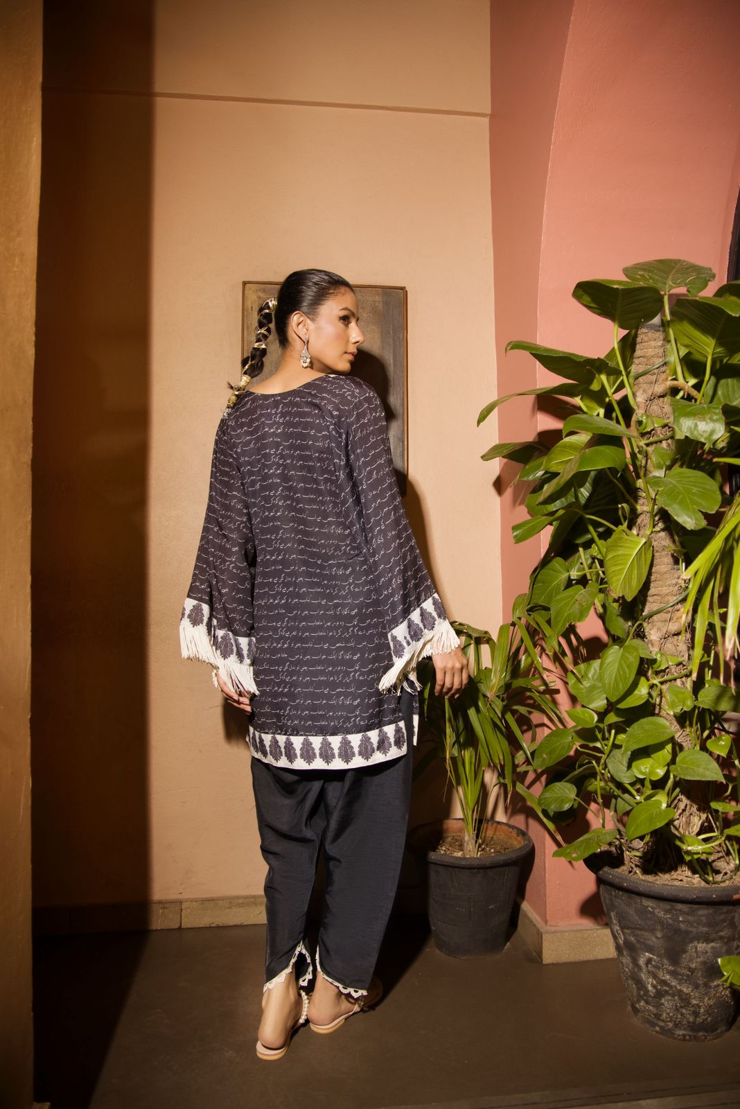 Black Embroidered Cotton Silk Firdous Tunic Set (2-Piece) - Image 5