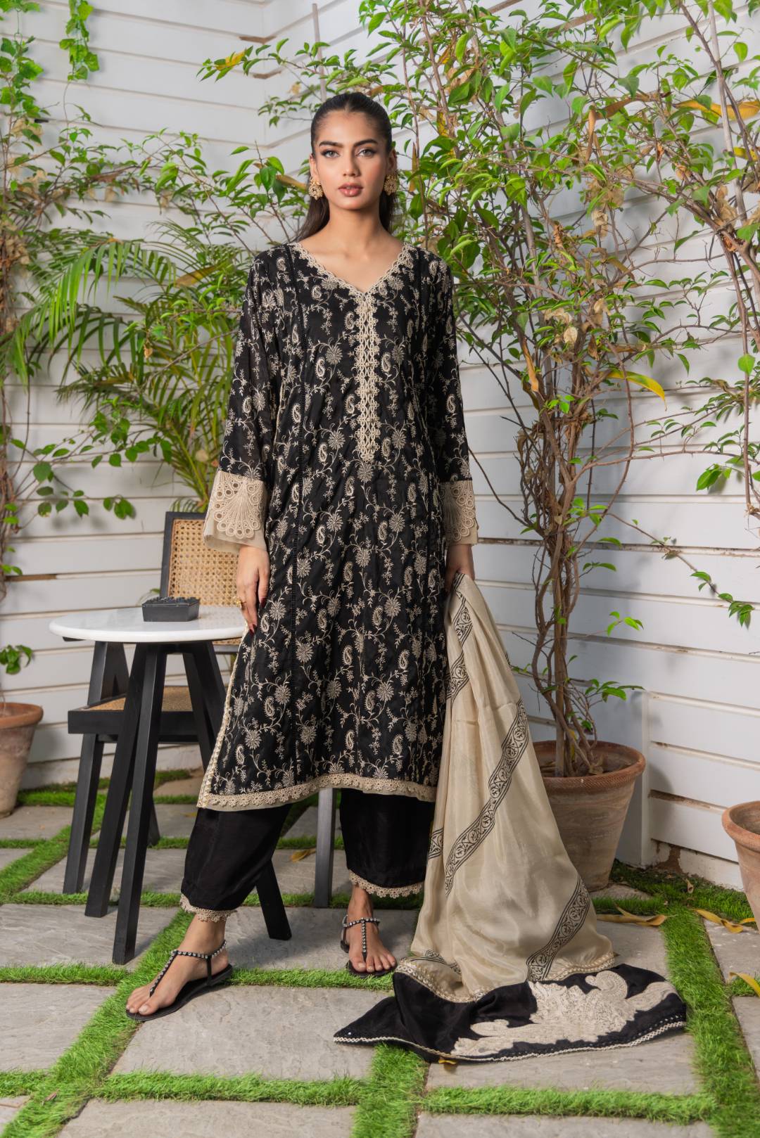 Black Mirror Work Cotton Silk Salwar Kameez (3-Piece) - Image 2
