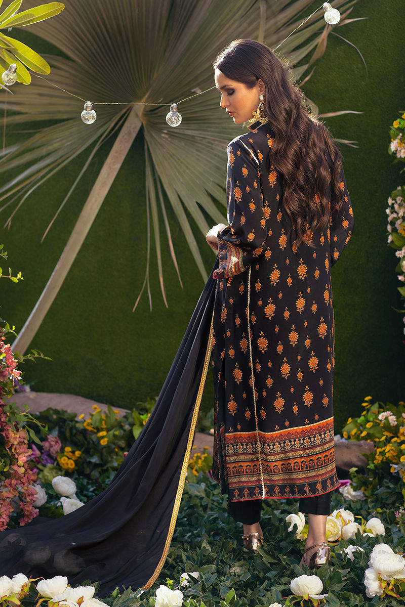 Black Zardozi Pure Crepe Silk Kurta (3-Piece) - Image 6