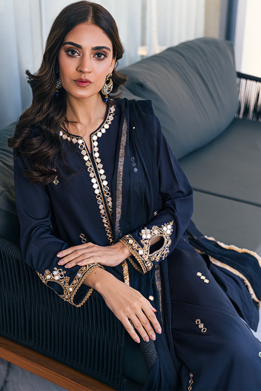 Pakistani Black Mirror & Zardozi Crepe Silk Salwar Kameez (3-Piece) - Image 6