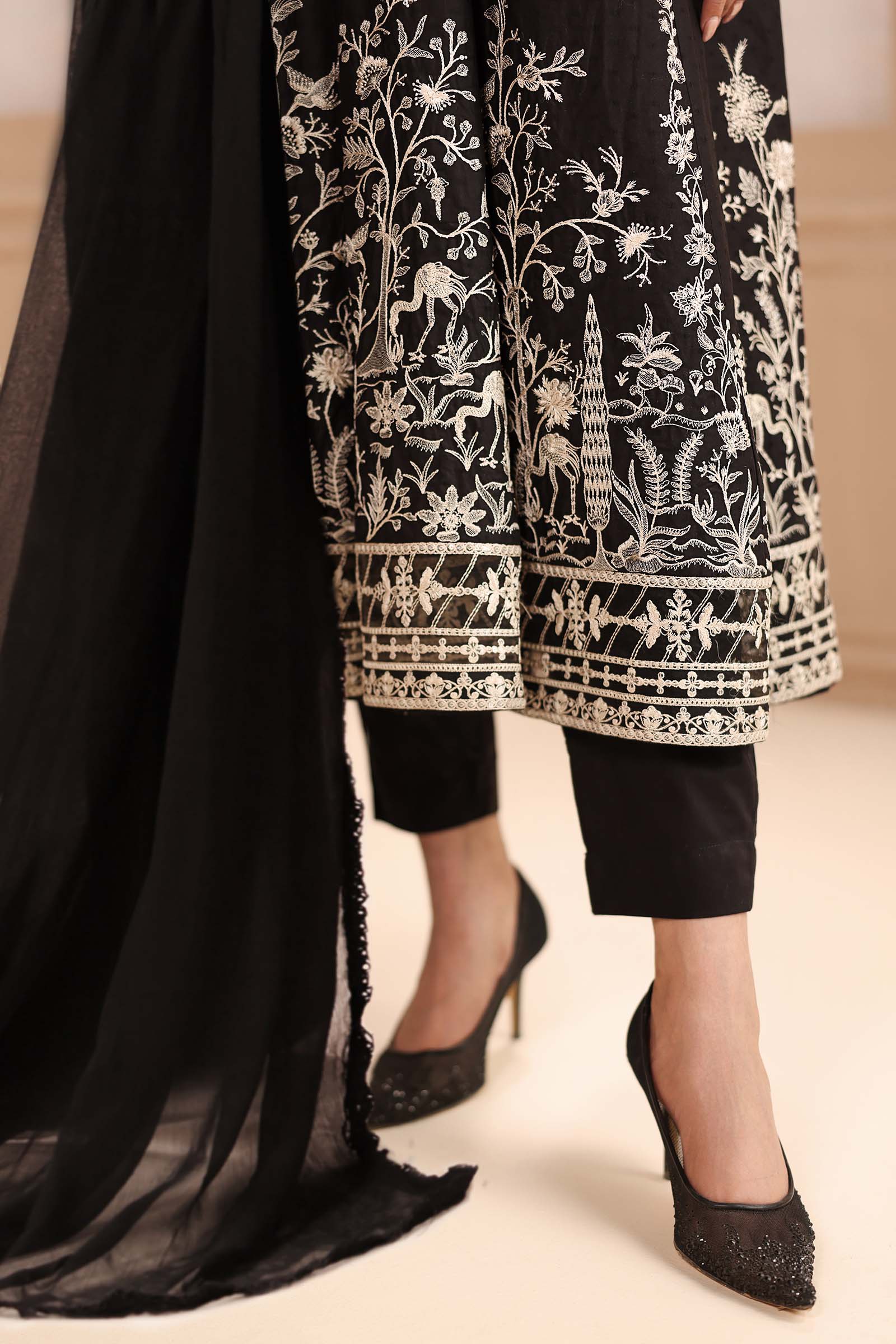 Pakistani Black Embroidered Dobby 3-Piece Suit - Image 5