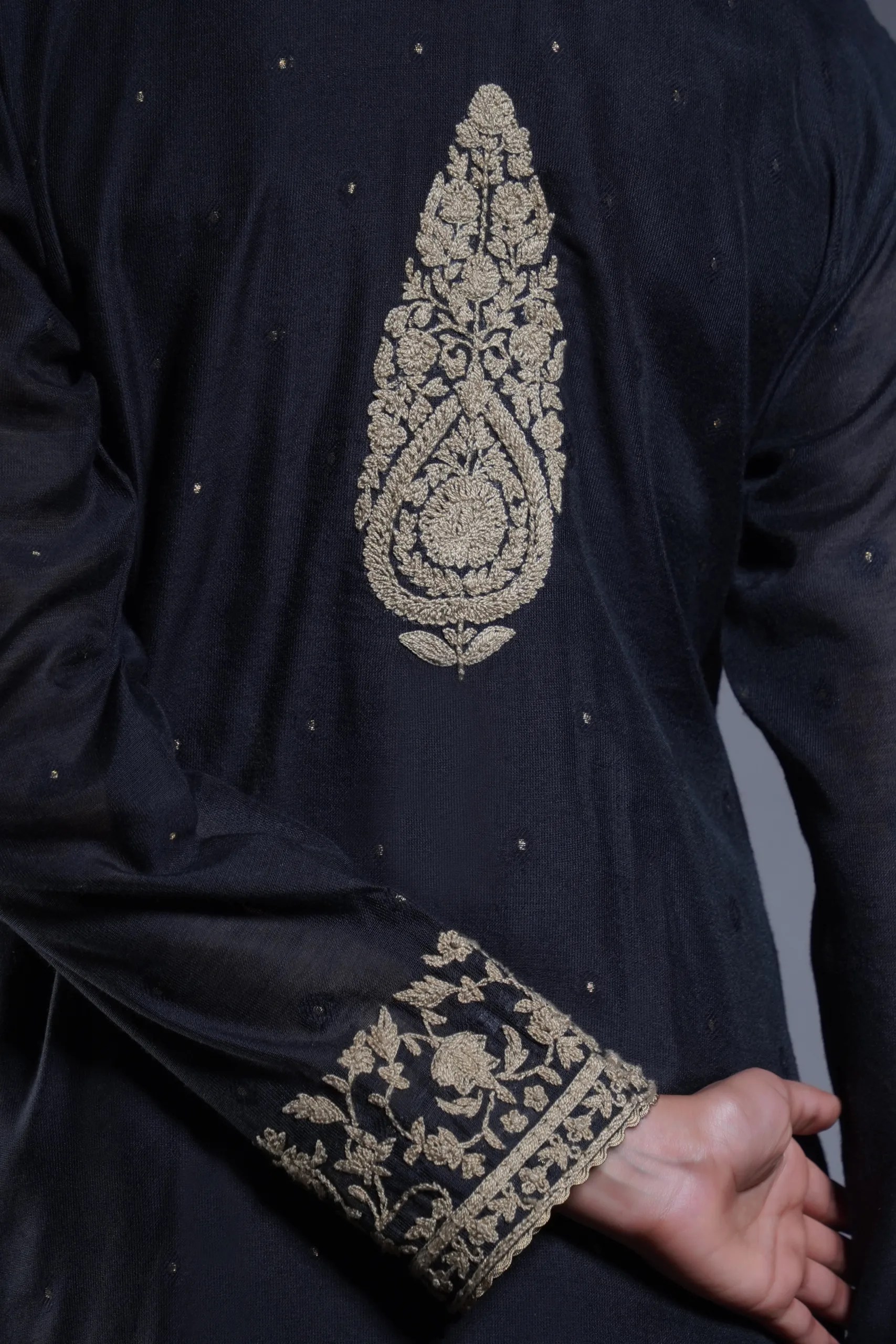 Pakistani Black Hand Embroidered Georgette Salwar Kameez (3-Piece) - Image 4