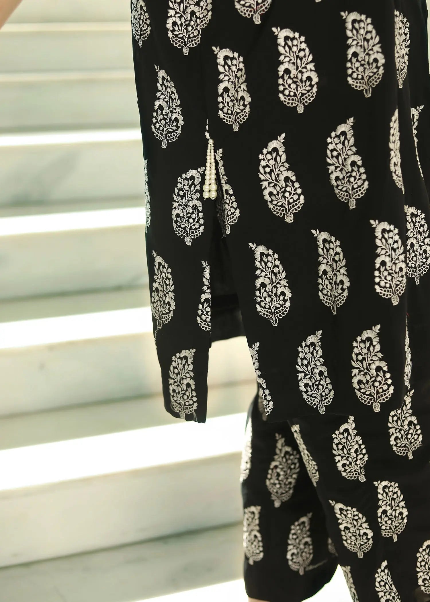 Black Embroidered Georgette Salwar Kameez (2-Piece) - Image 12