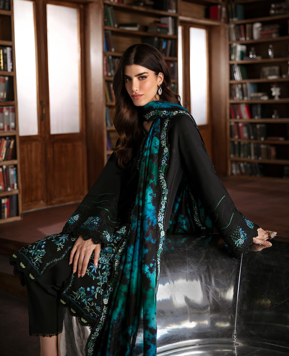 Pakistani Black Embroidered Grip Salwar Kameez (3-Piece) - Image 3