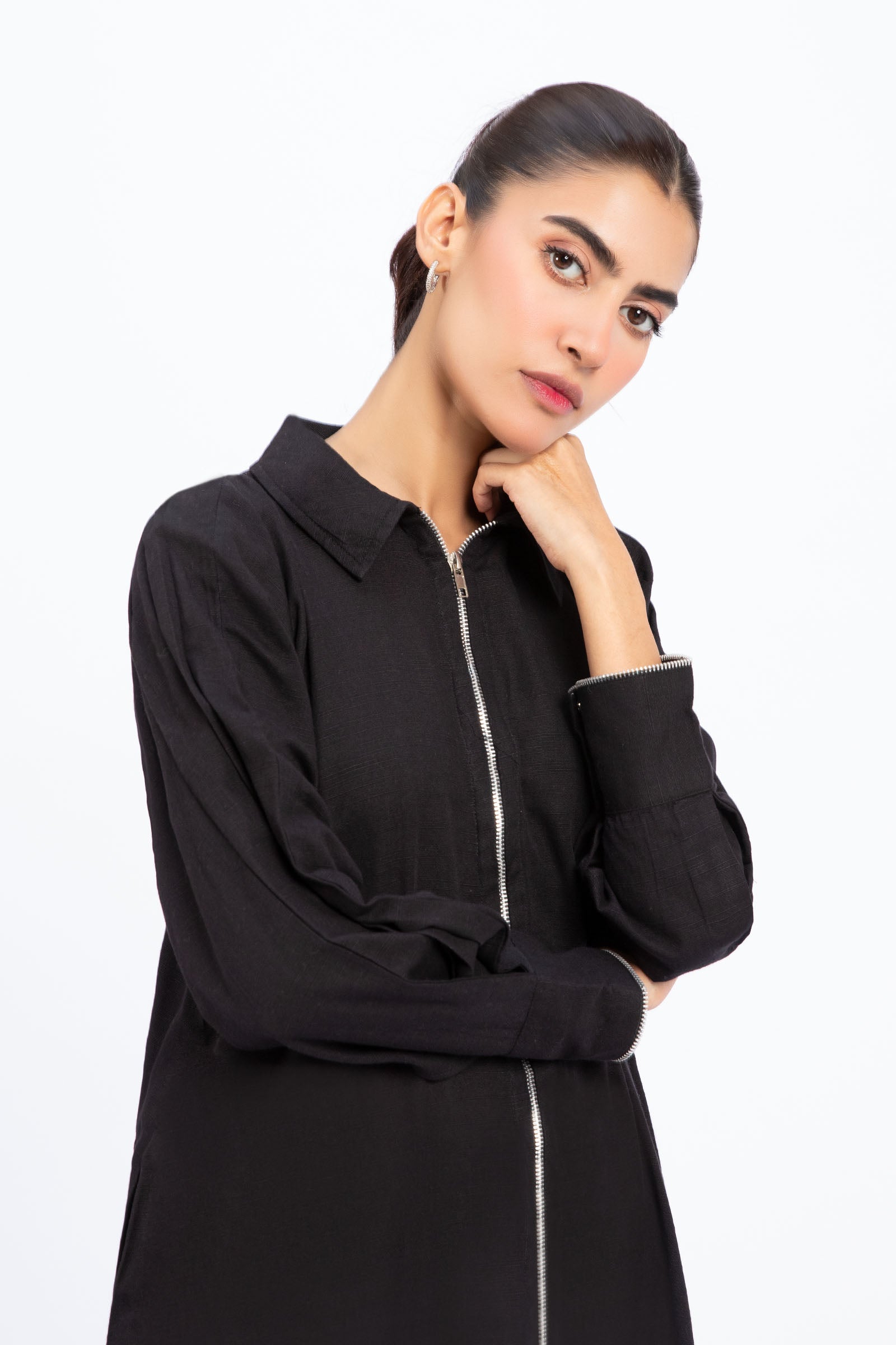 Pakistani Black Khaddar Long Shirt & Trouser (2-Piece) - Image 2