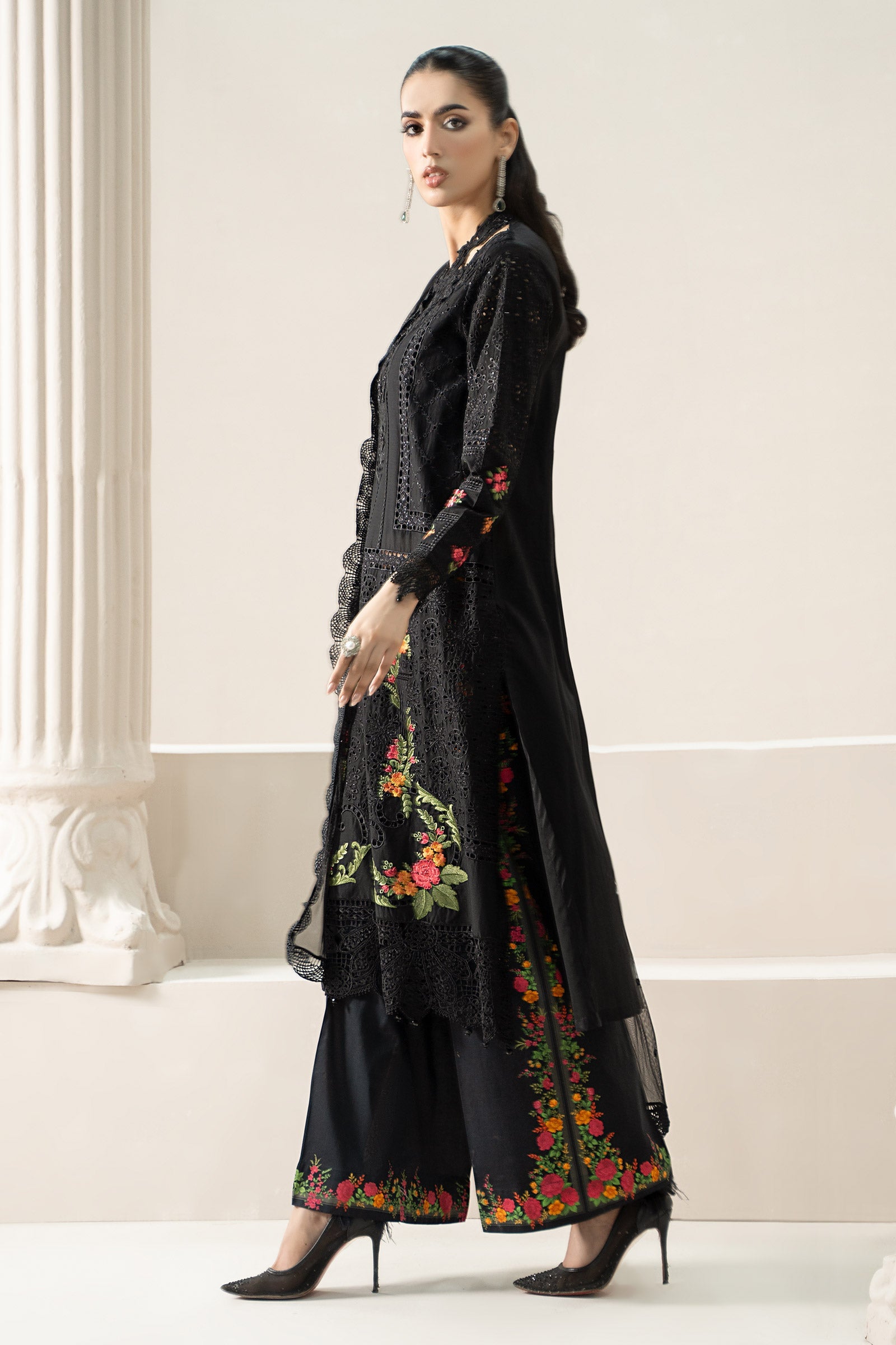 Black Embroidered Lawn & Cambric Salwar Kameez (3-Piece) - Image 5