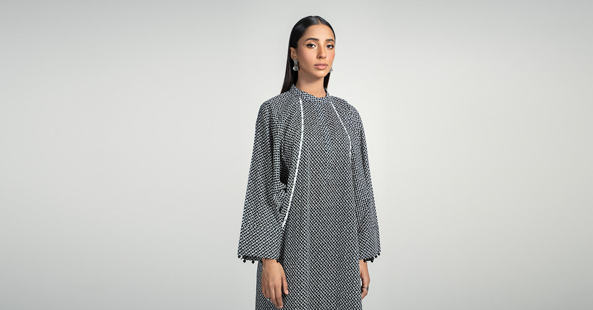 Black Digital Printed Lawn Salwar Kameez (2-Piece) - Image 7