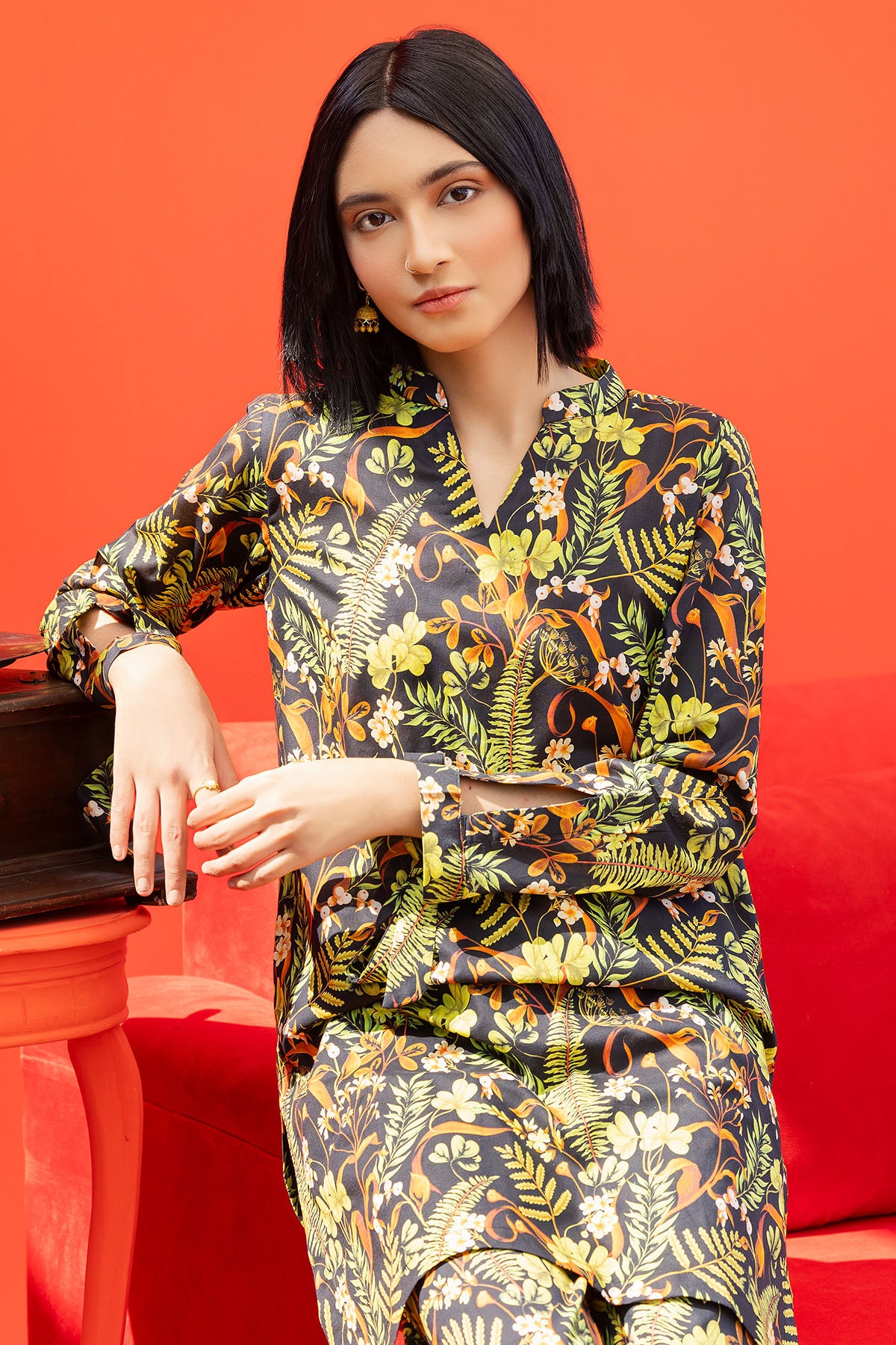 Black Digital Printed Lawn Salwar Kameez (2-Piece) - Image 3