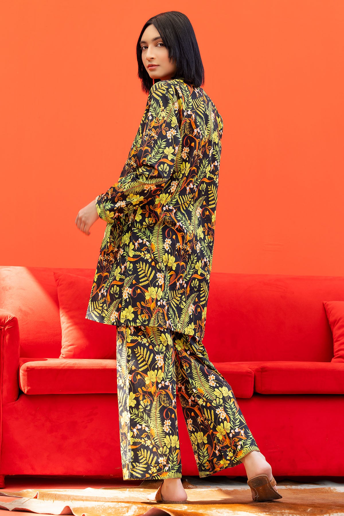 Black Digital Printed Lawn Salwar Kameez (2-Piece) - Image 4