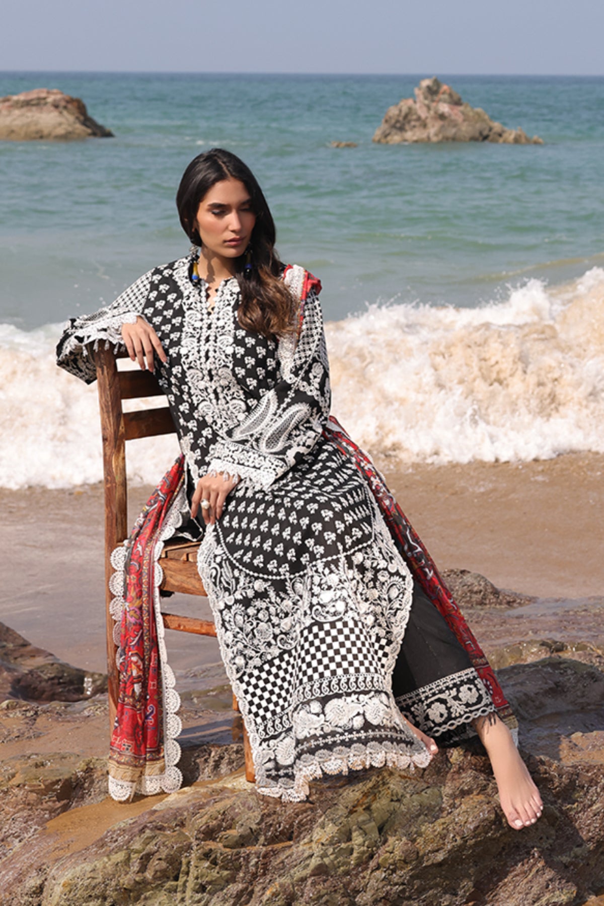 Pakistani Black Embroidered Lawn 3-Piece Suit - Image 3