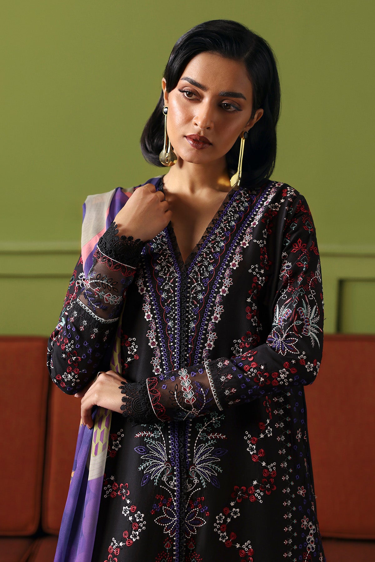 Black Embroidered Lawn & Organza Salwar Kameez (3-Piece) - Image 2