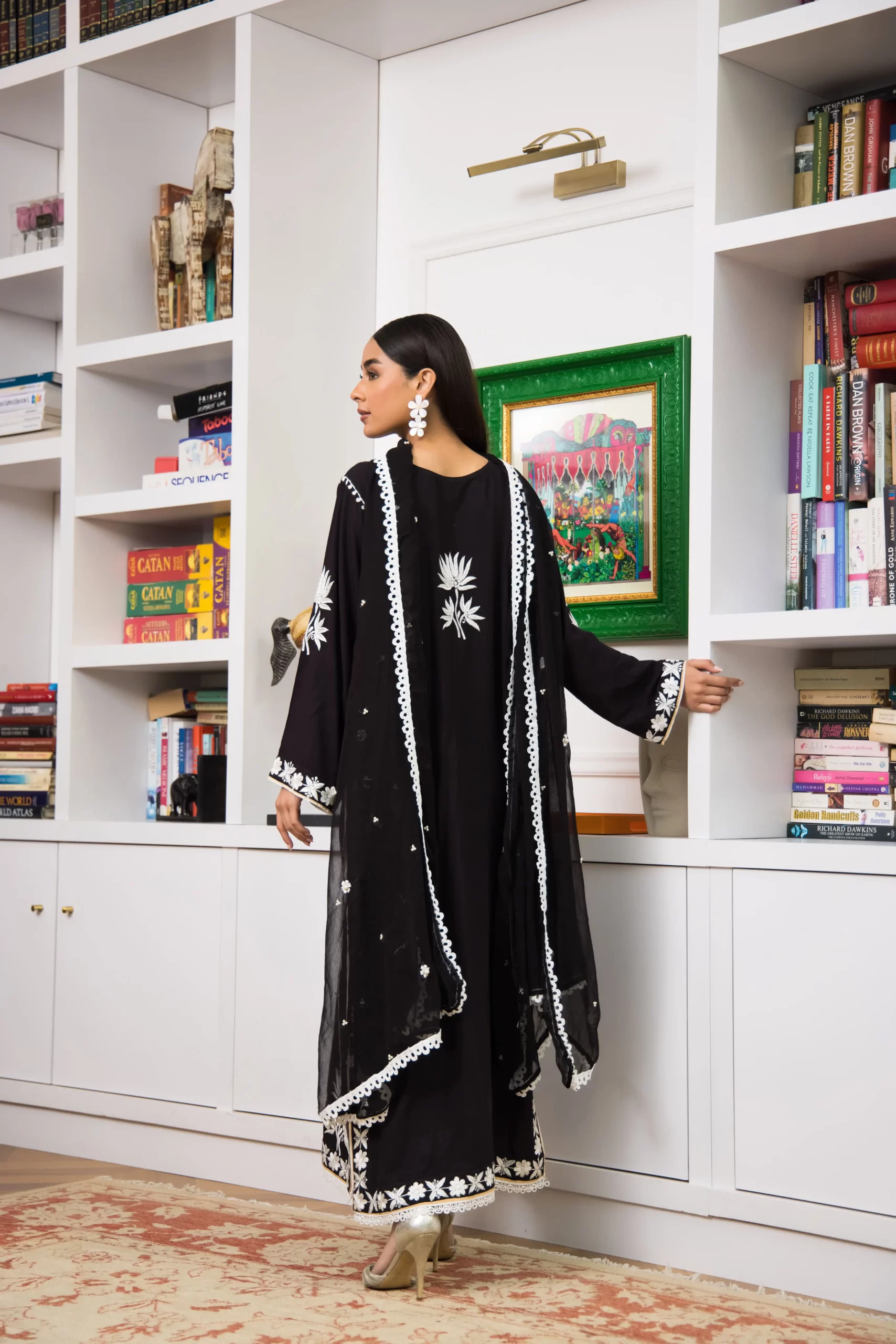 Black White Embroidered Linen Salwar Kameez (3-Piece) - Image 4