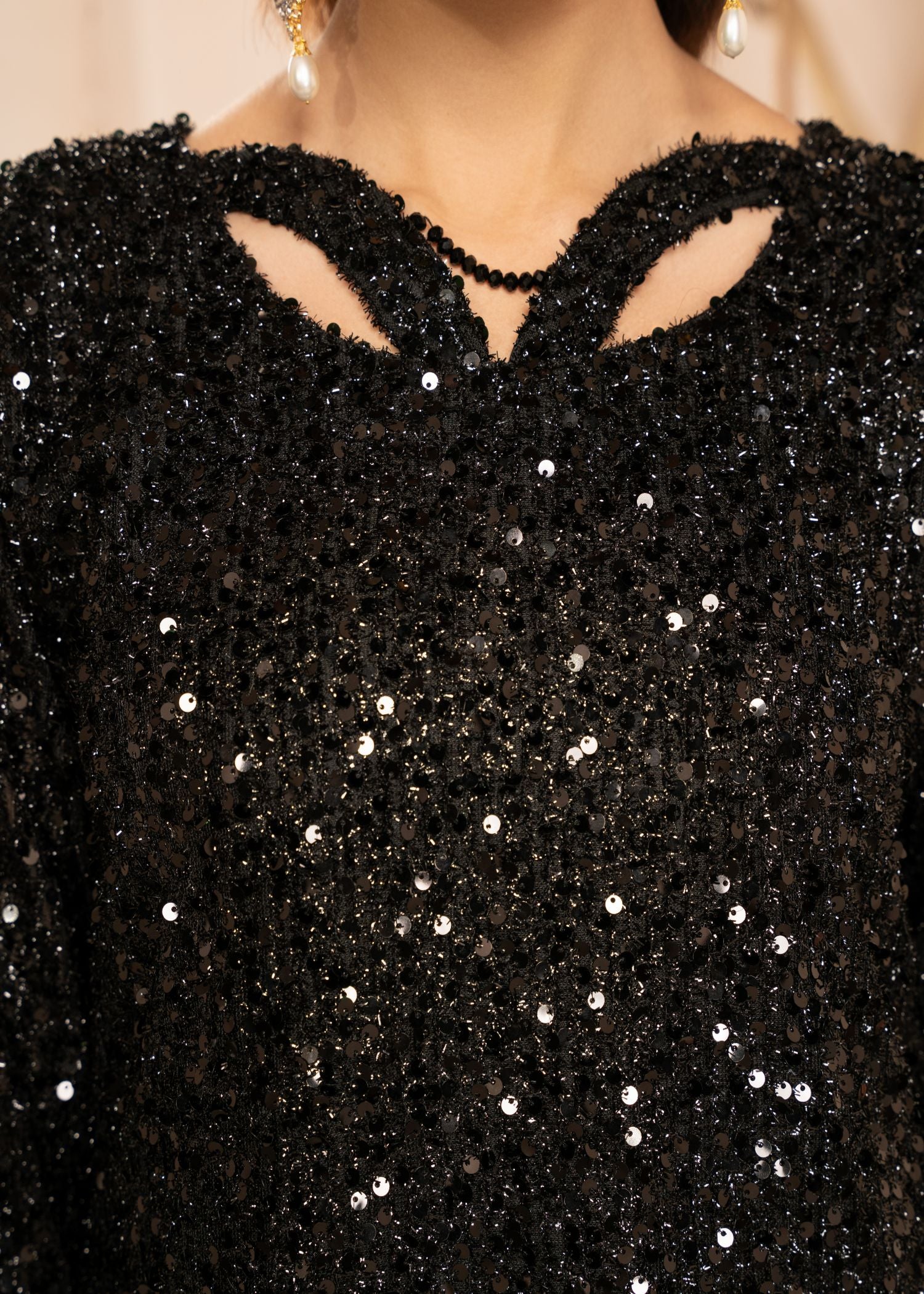 Black Sequin Embroidered Net Kurta Set (3-Piece) - Image 4