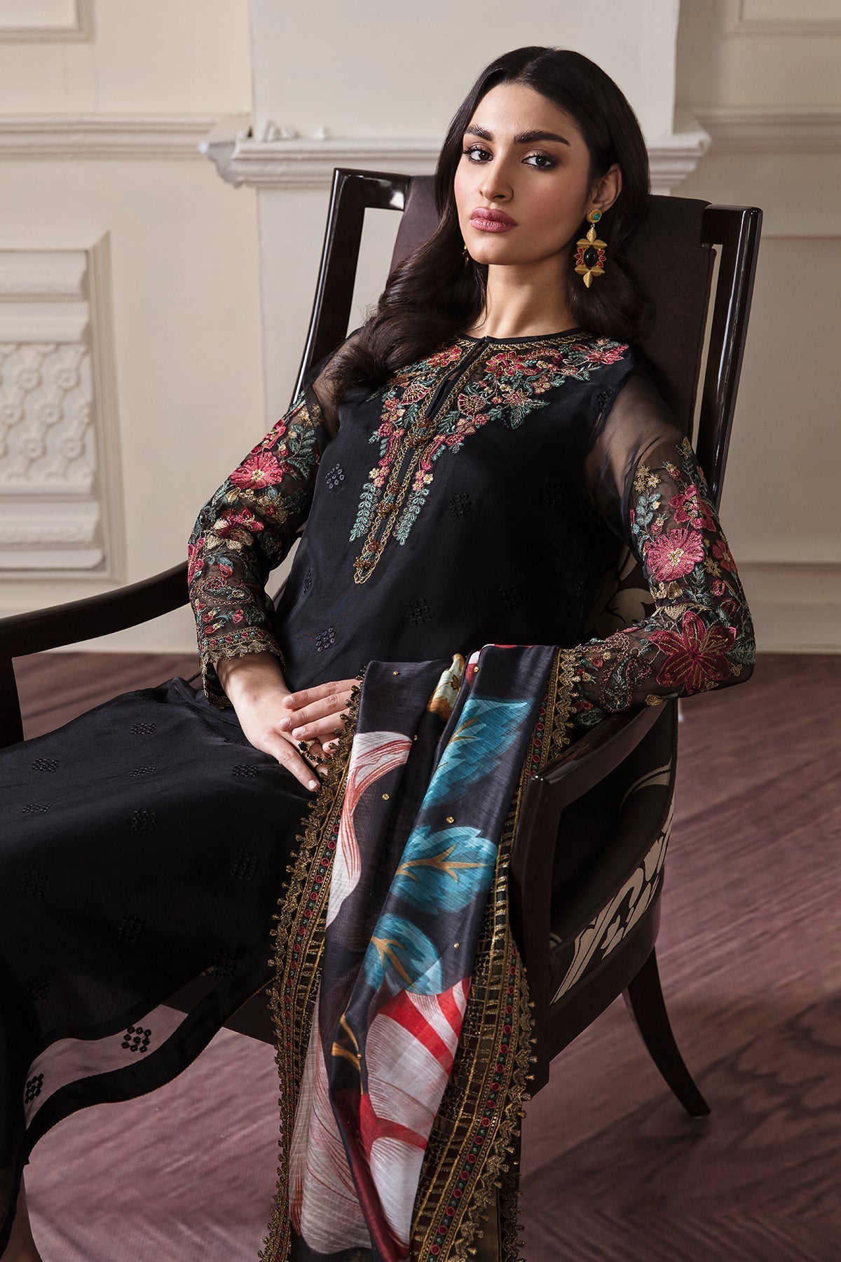 Pakistani Black Embroidered Organza Salwar Kameez (3-Piece) - Image 6