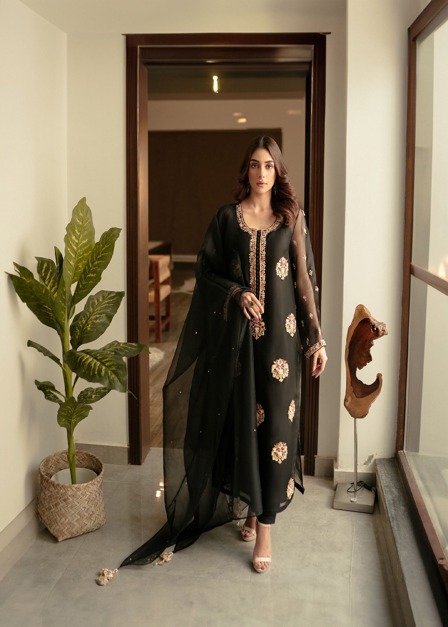 Black Hand-Embellished Organza Kurta Set (4-Piece) - Image 1