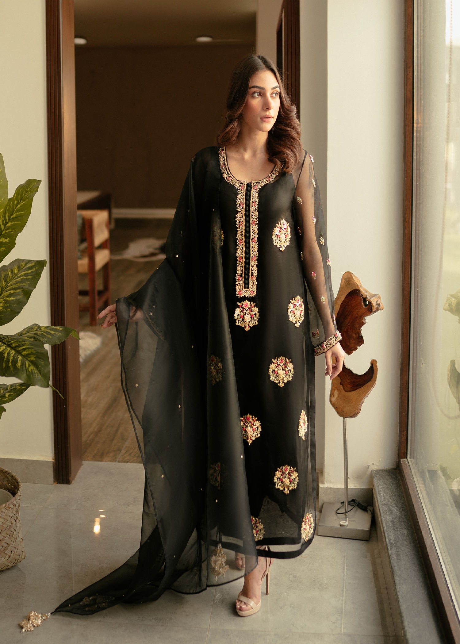 Black Hand-Embellished Organza Kurta Set (4-Piece) - Image 2