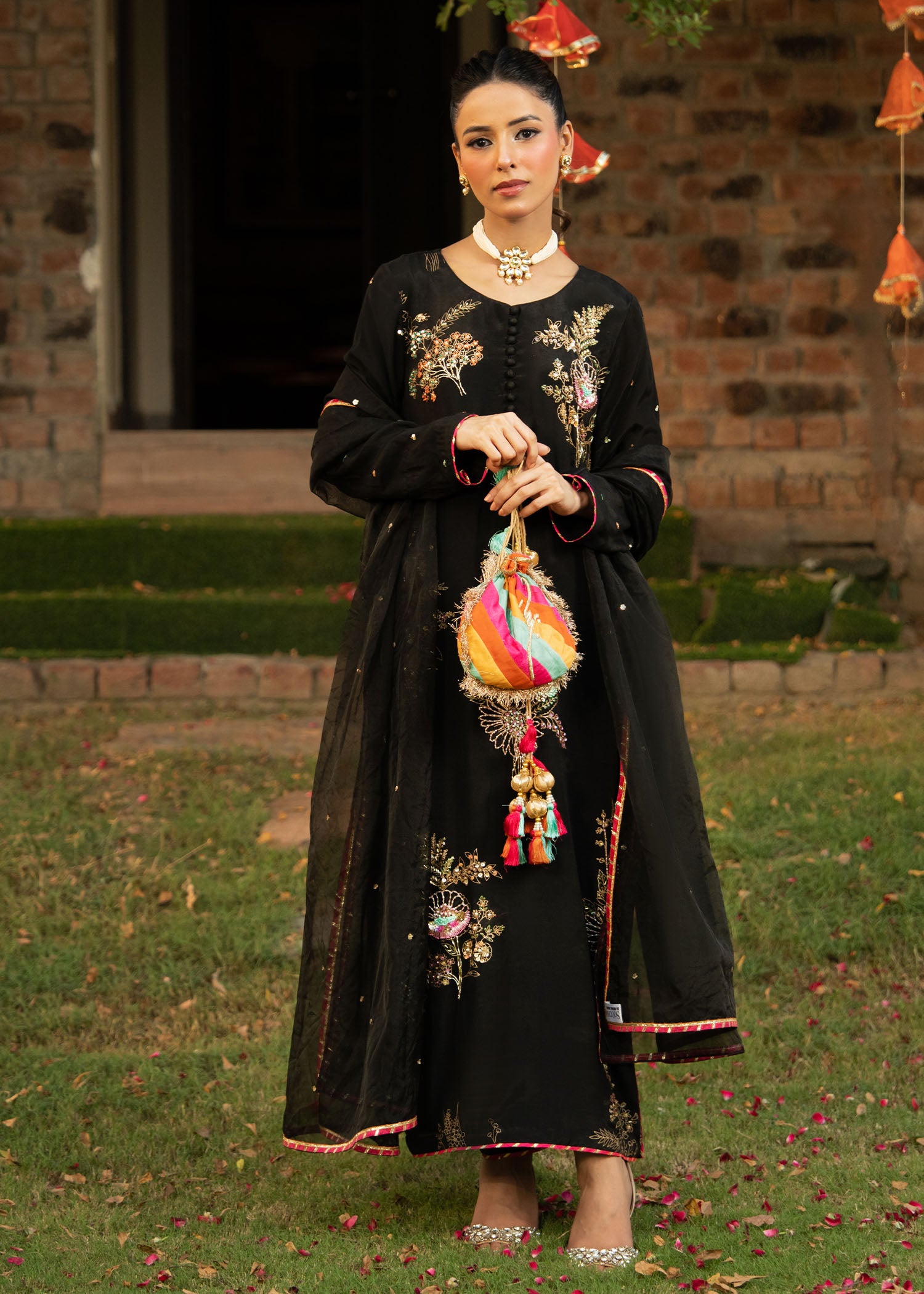 Black Floral Embroidered Organza Salwar Kameez (3-Piece) - Image 1
