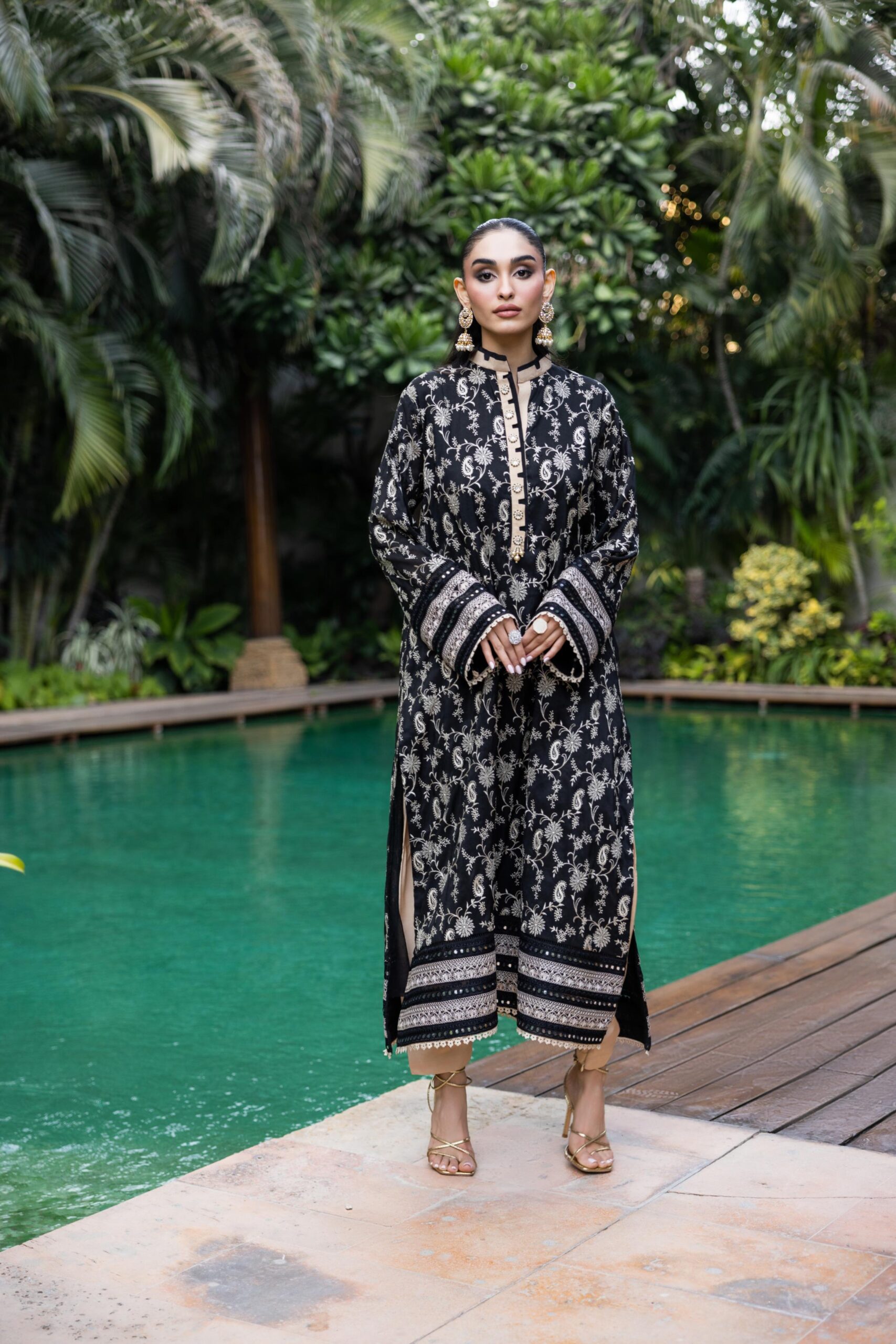 Black Embroidered Paper Silk Salwar Kameez (3-Piece) - Image 3