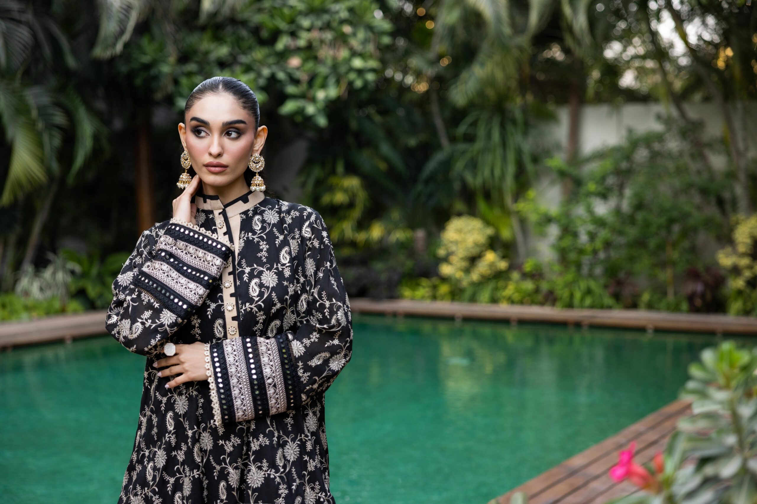 Black Embroidered Paper Silk Salwar Kameez (3-Piece) - Image 4