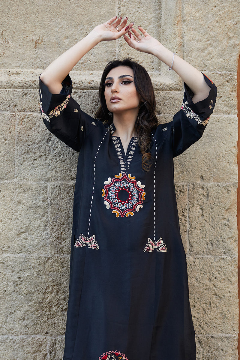 Black Anchor Embroidered Raw Silk Salwar Kameez (2-Piece) - Image 2