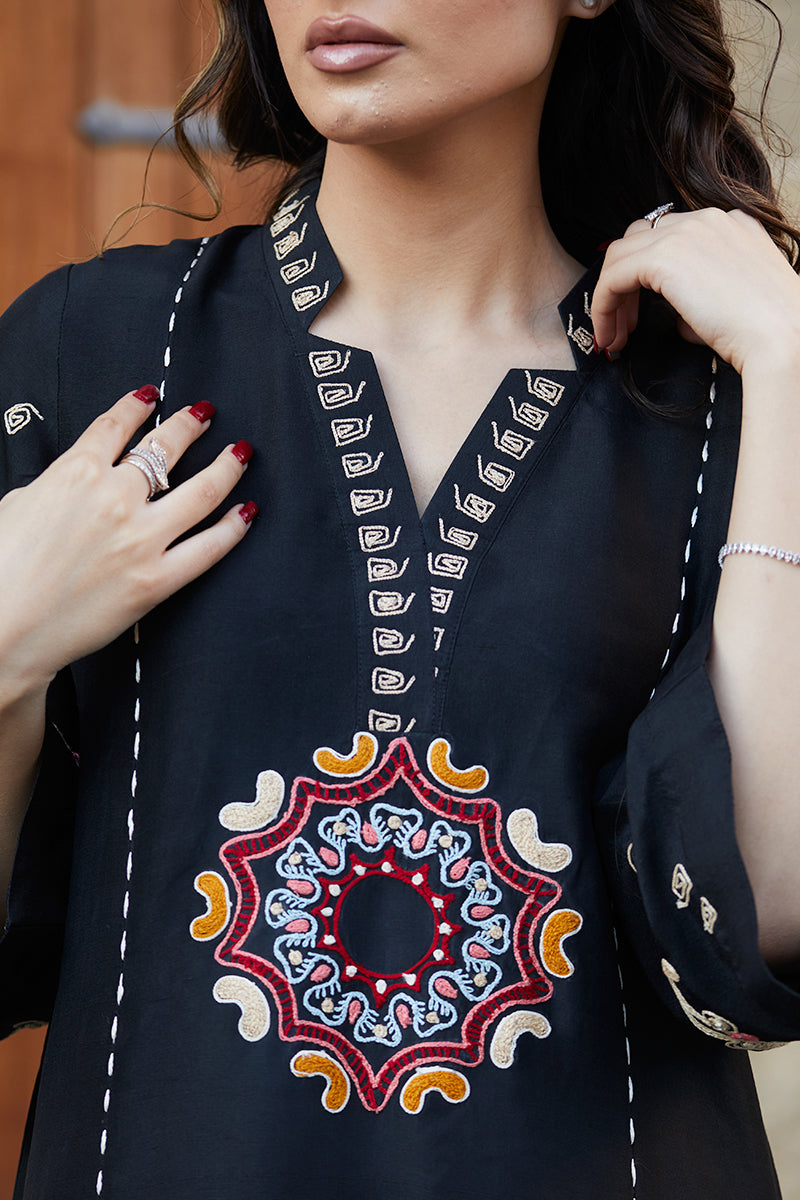 Black Anchor Embroidered Raw Silk Salwar Kameez (2-Piece) - Image 6