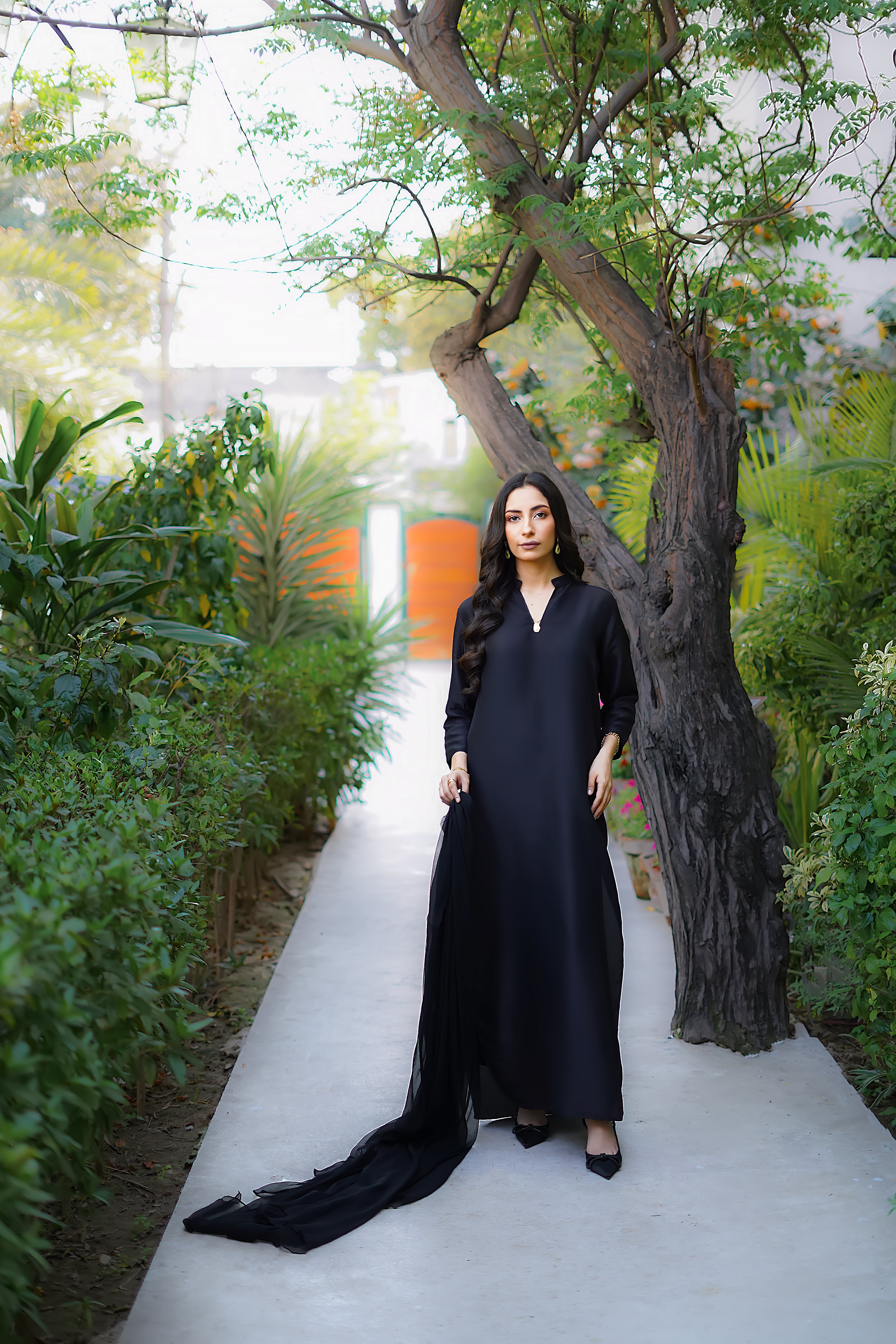 Pakistani Black Pure Raw Silk Salwar Kameez (3-Piece) - Image 2