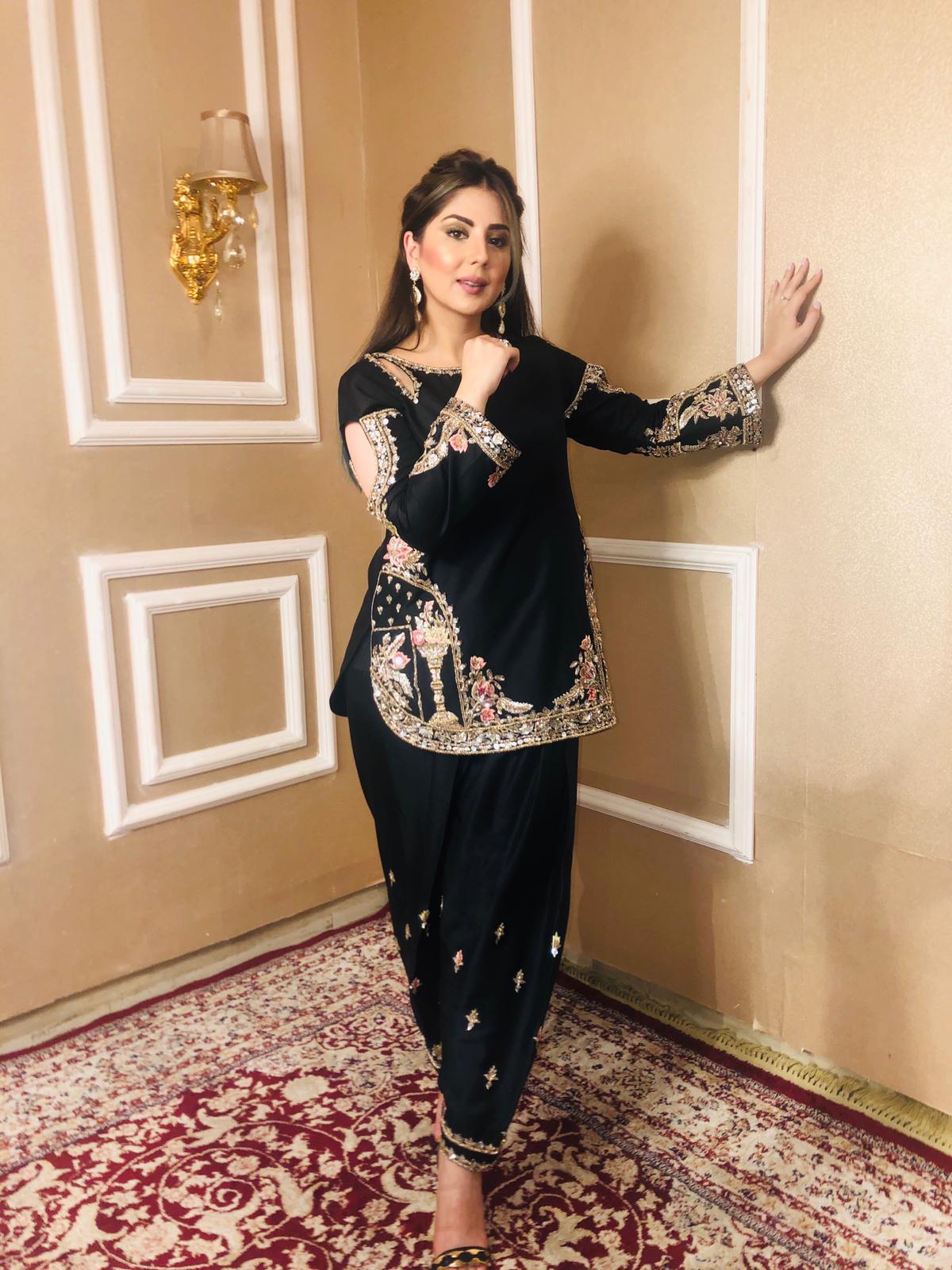 Pakistani Black Embellished Pure Raw Silk Salwar Kameez (2-Piece) - Image 3