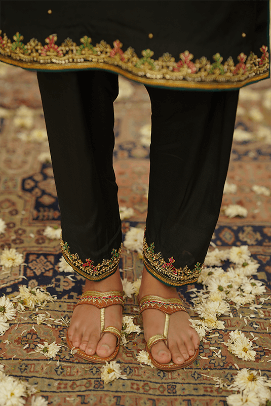 Black Hand Embellished PK Raw Silk Salwar Kameez (3-Piece) - Image 4