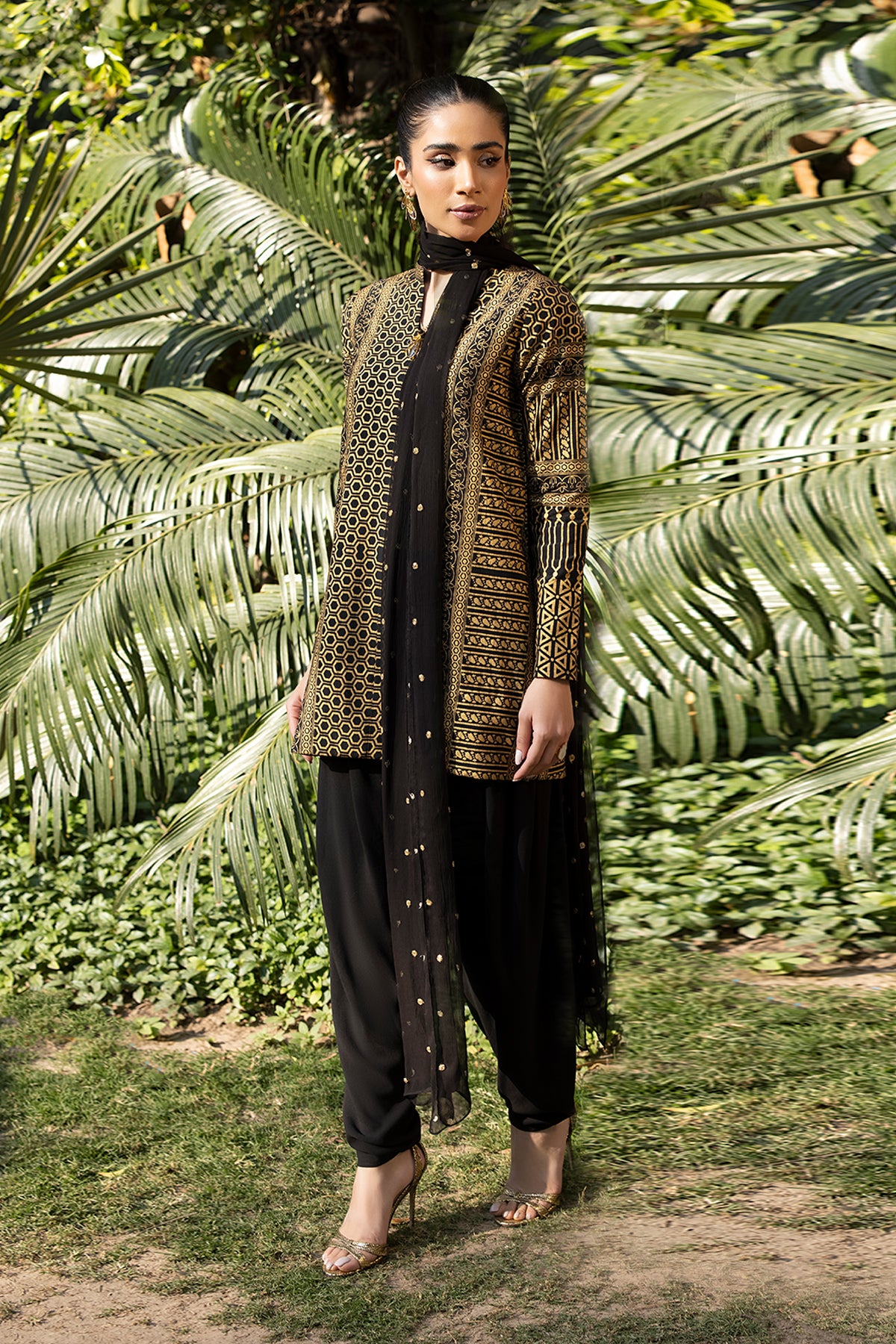 Black Screen-Printed Raw Silk Salwar Kameez (3-Piece) - Image 6
