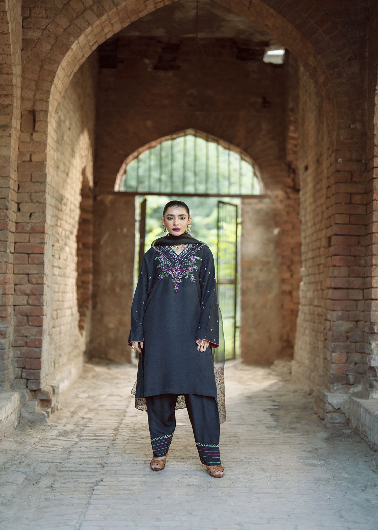 Black Threadwork Raw Silk Shalwar Kameez (3-Piece) - Image 1