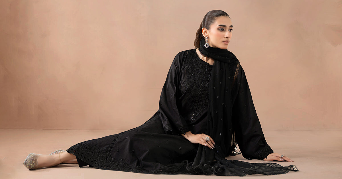 Black Embroidered Self Jacquard 3-Piece Suit - Image 9