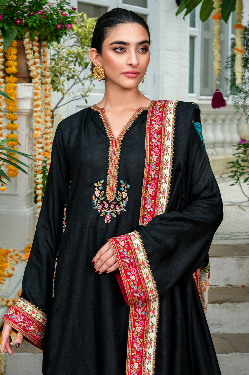 Black Haath-aari Embroidered Jamawar & Silk Kurta Set (3-Piece) - Image 3