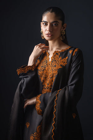 Black Aari-Embroidered Silk Salwar Kameez (3-Piece) - Image 4