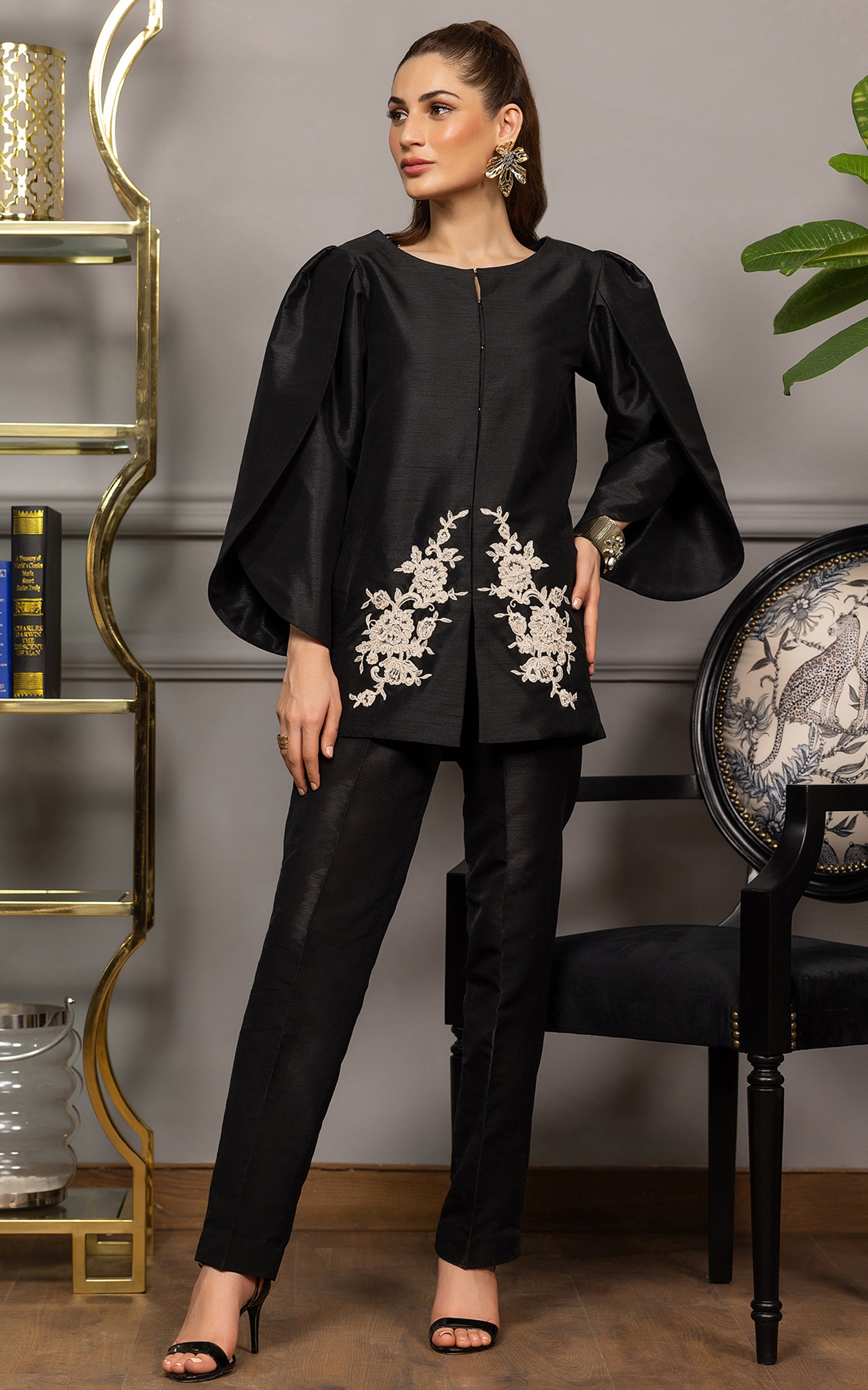 Black Embroidered Silk-Blend Jacket Kameez (2-Piece) - Image 1