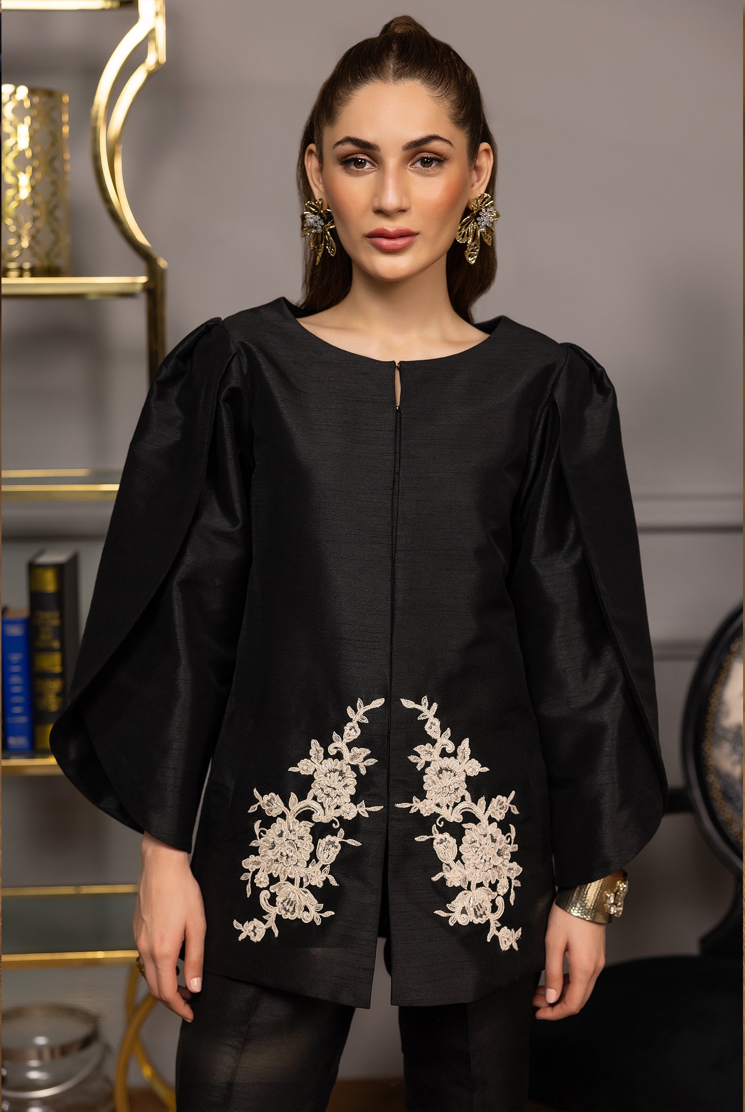 Black Embroidered Silk-Blend Jacket Kameez (2-Piece) - Image 2