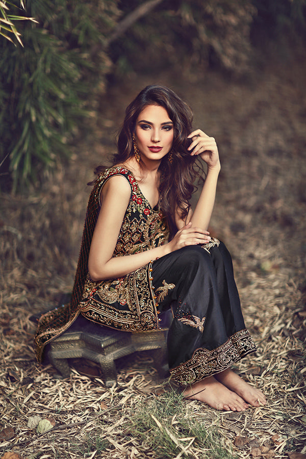 Pakistani Black Embroidered Silk-Blend Kurta Set (2-Piece) - Image 2