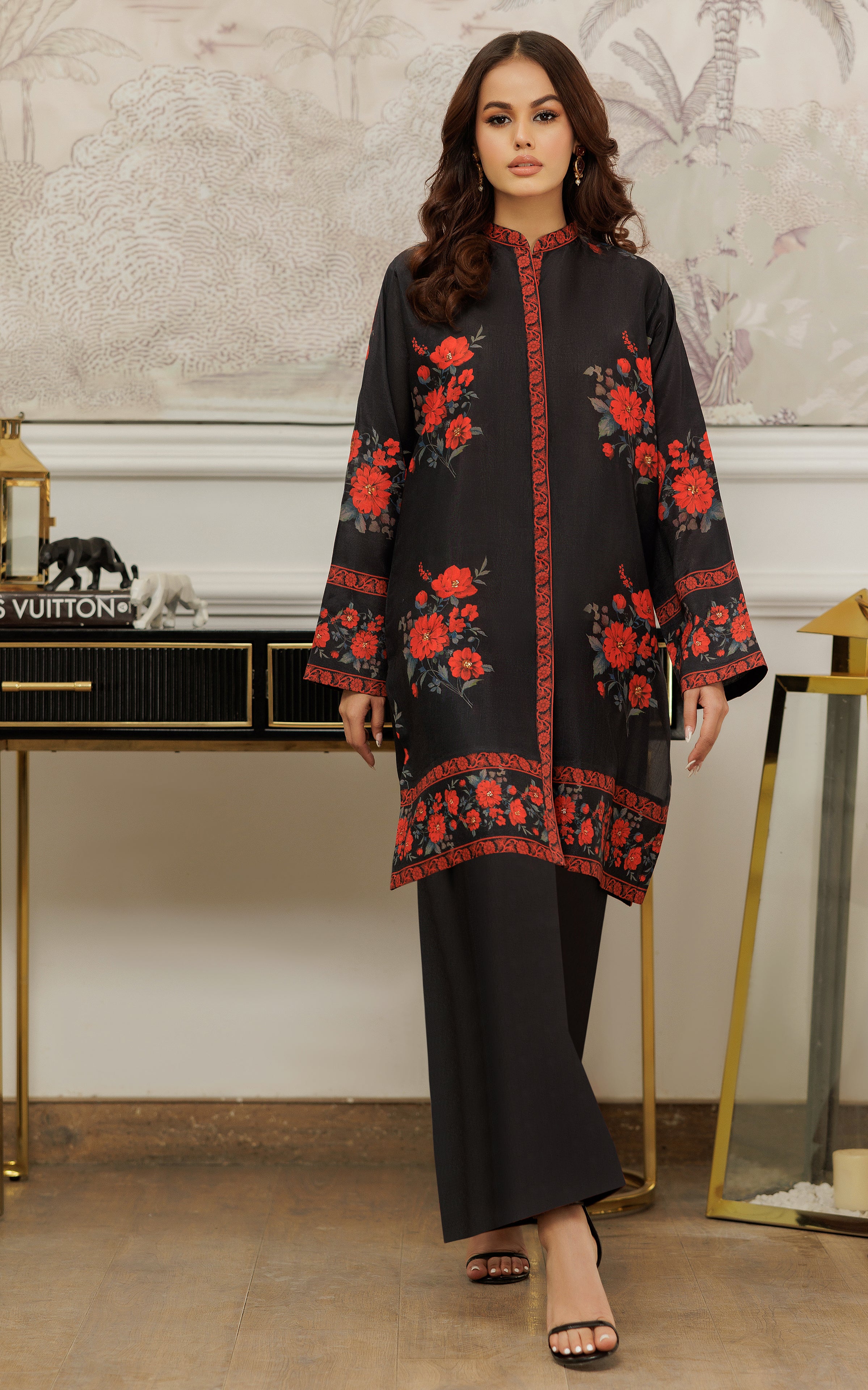 Pakistani Black Floral Print Silk Tunic (2-Piece) - Image 5