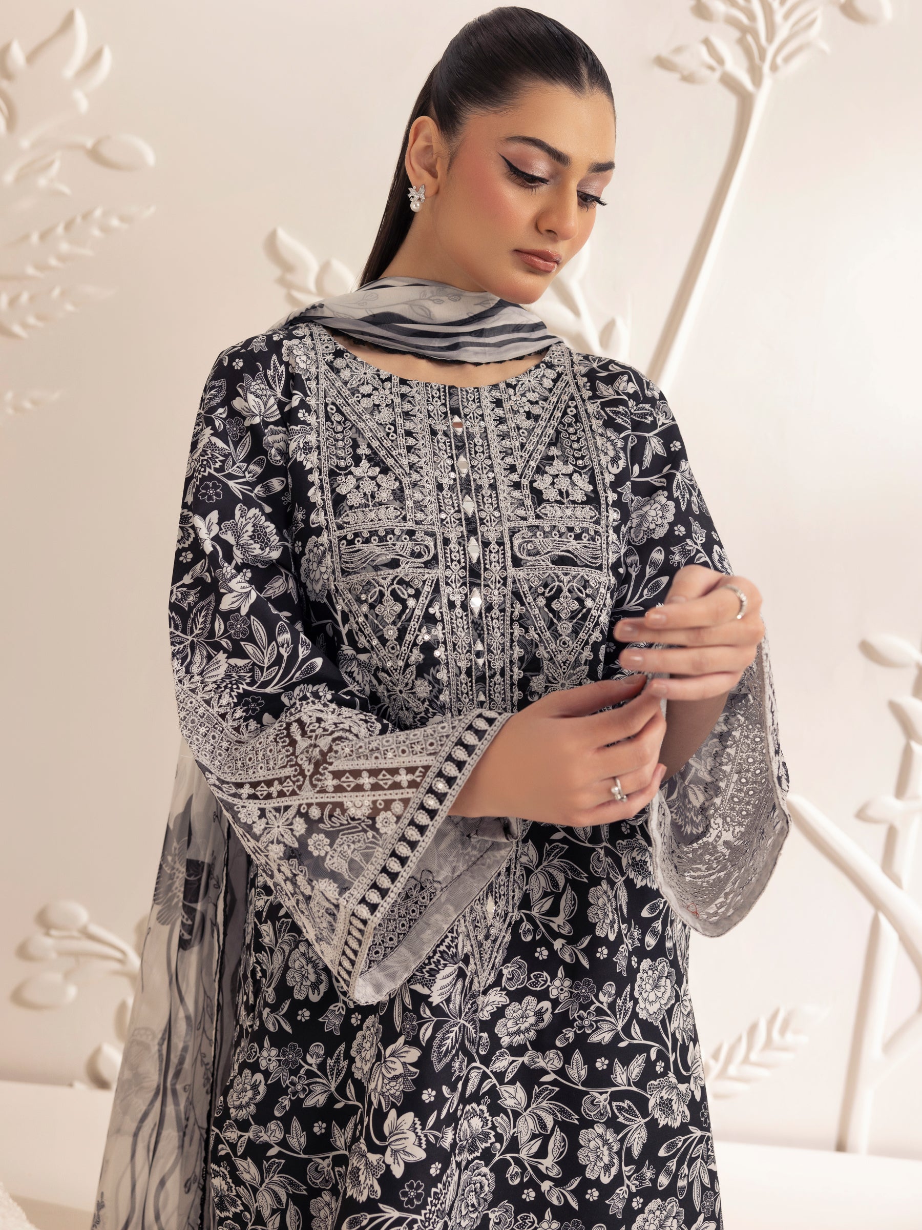 Pakistani Black Printed Silk Lawn 3-Piece Suit with Embroidery - Image 15