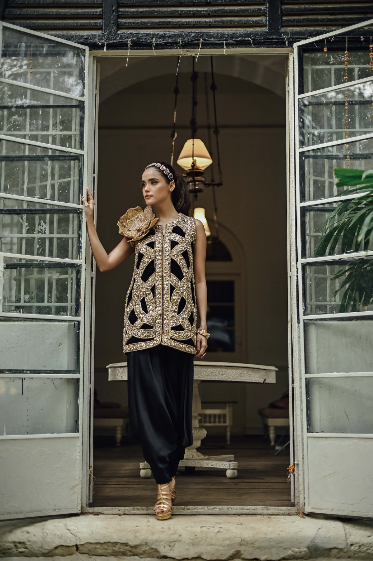 Pakistani Black Bejewelled Silk Velvet Jacket Set (2-Piece) - Image 3