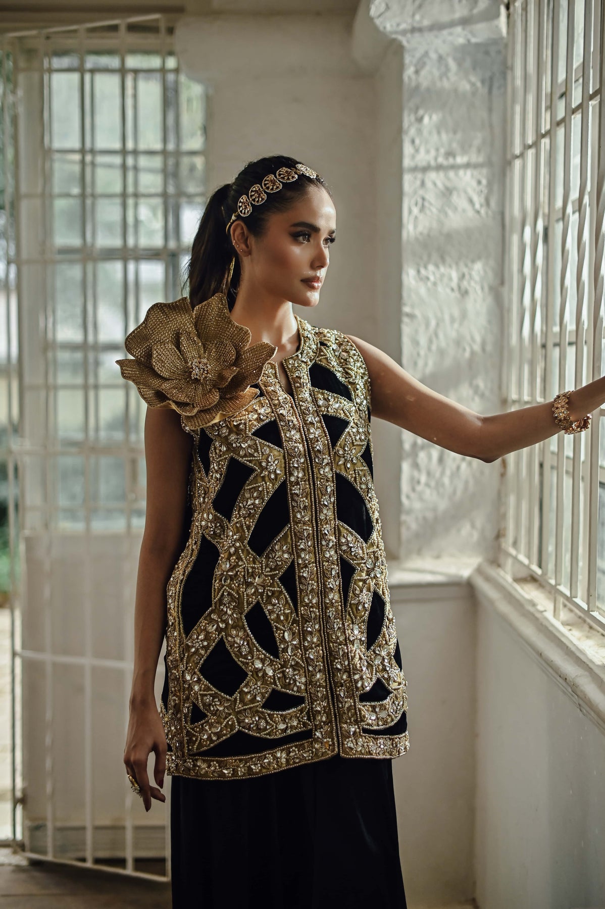 Pakistani Black Bejewelled Silk Velvet Jacket Set (2-Piece) - Image 5