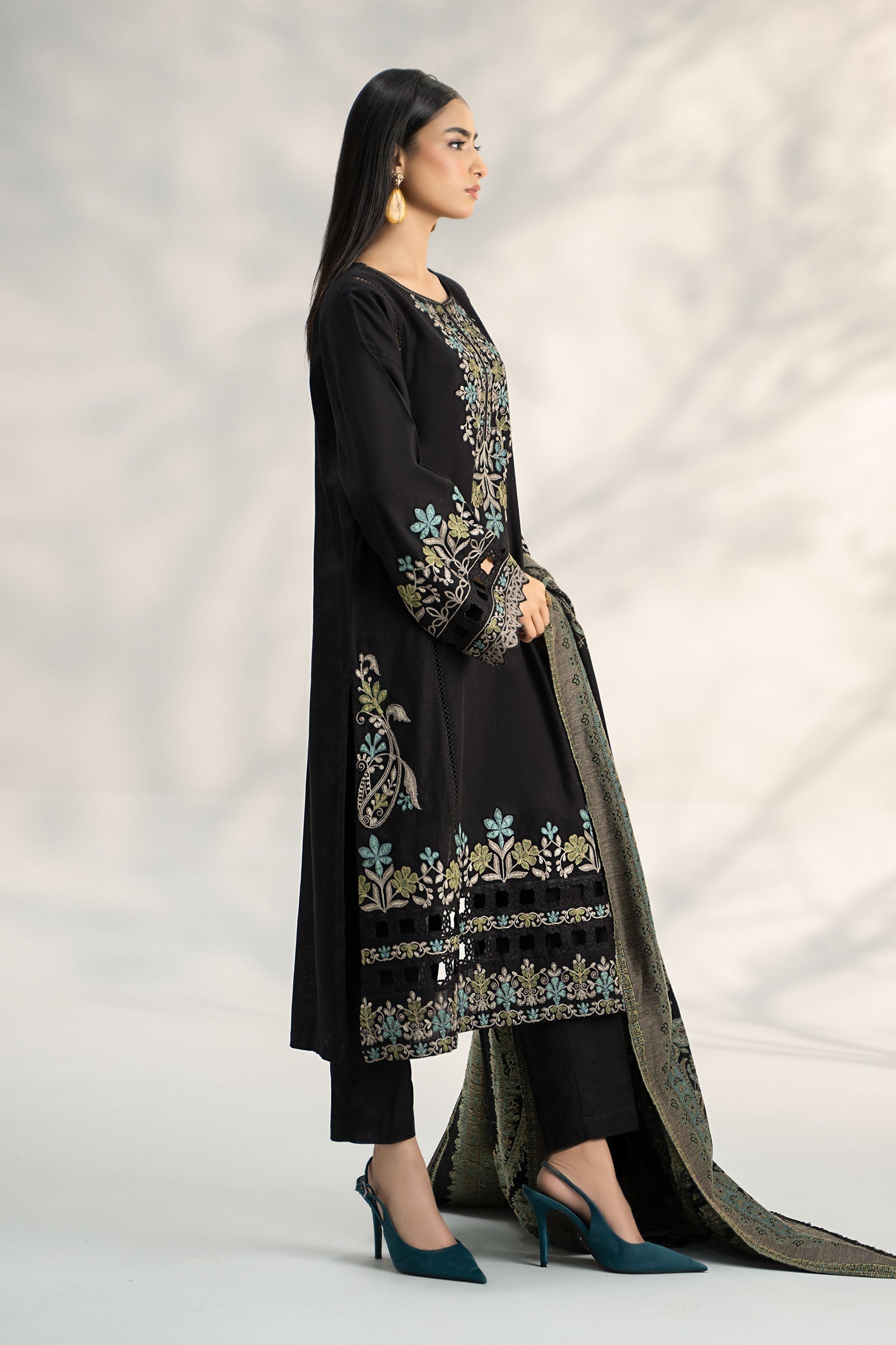 Pakistani Black Embroidered Slub Khaddar 3-Piece Suit - Image 6