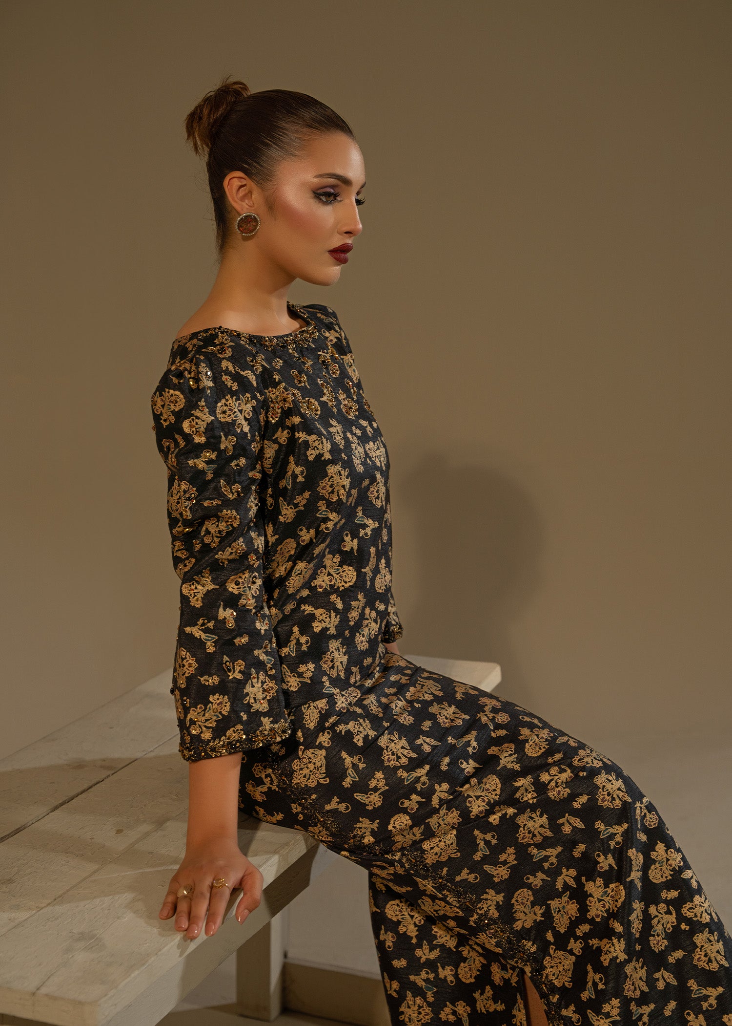 Black Screen-Printed Thai Silk Salwar Kameez (2-Piece) - Image 8