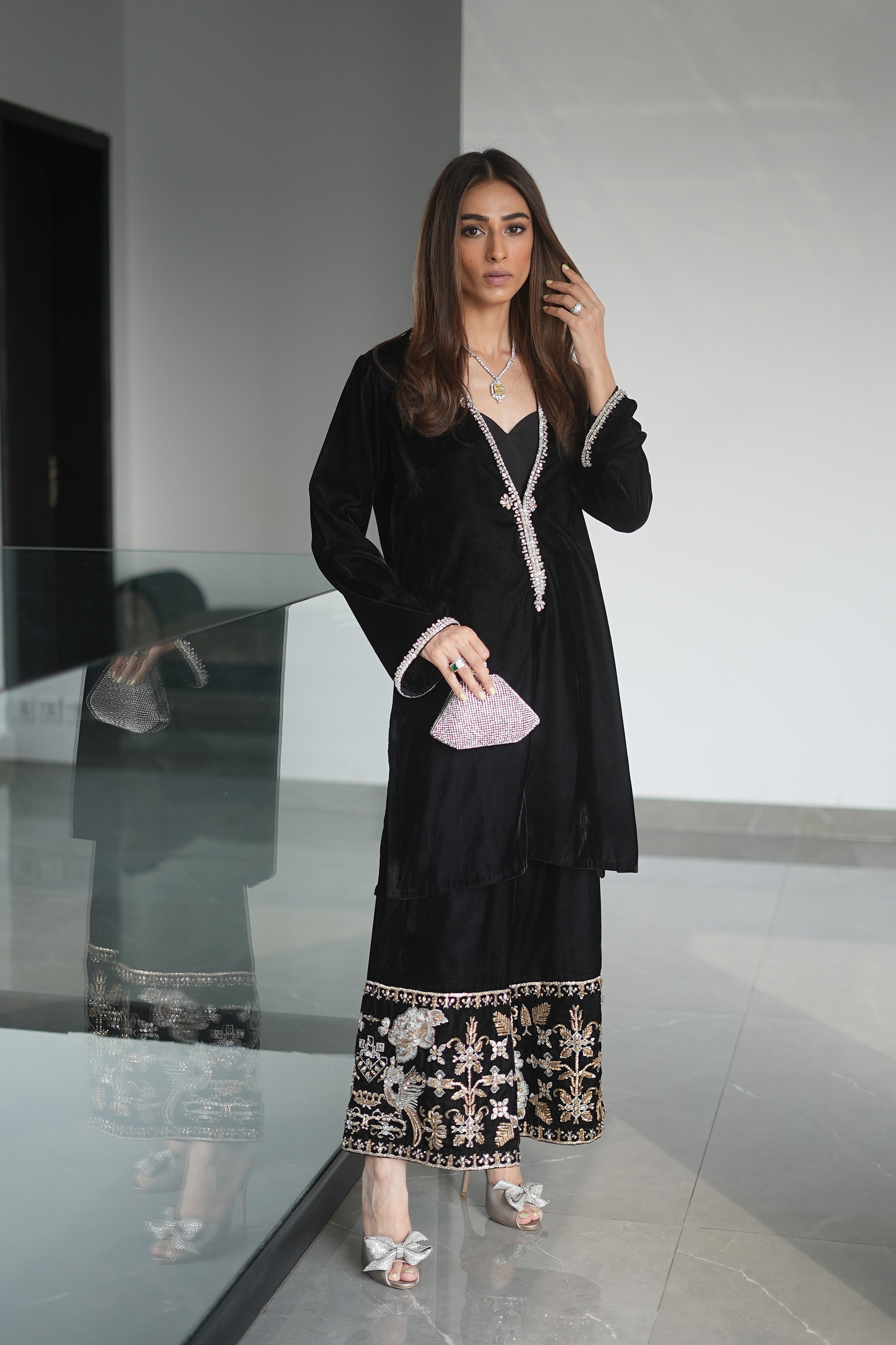 Black Crystal-Embellished Velvet Salwar Kameez (3-Piece) - Image 4