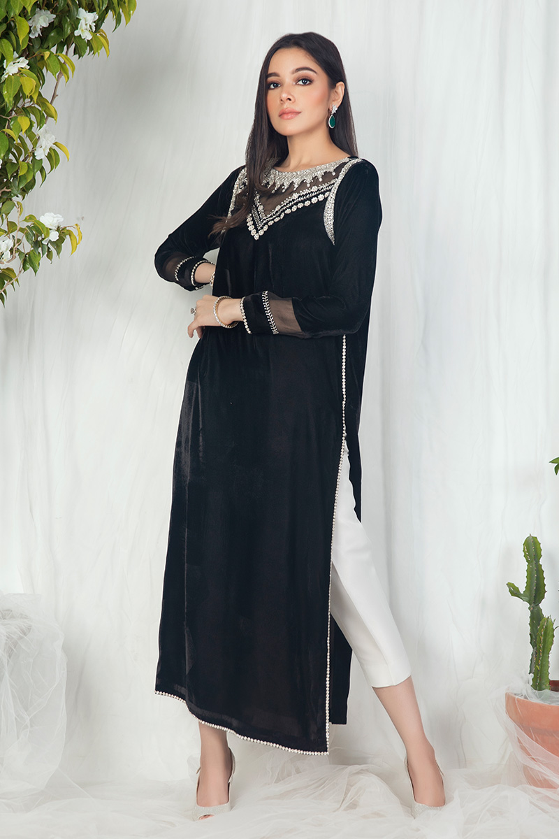 Pakistani Black Velvet Dabka Embroidered Long Shirt (2-Piece) - Image 2