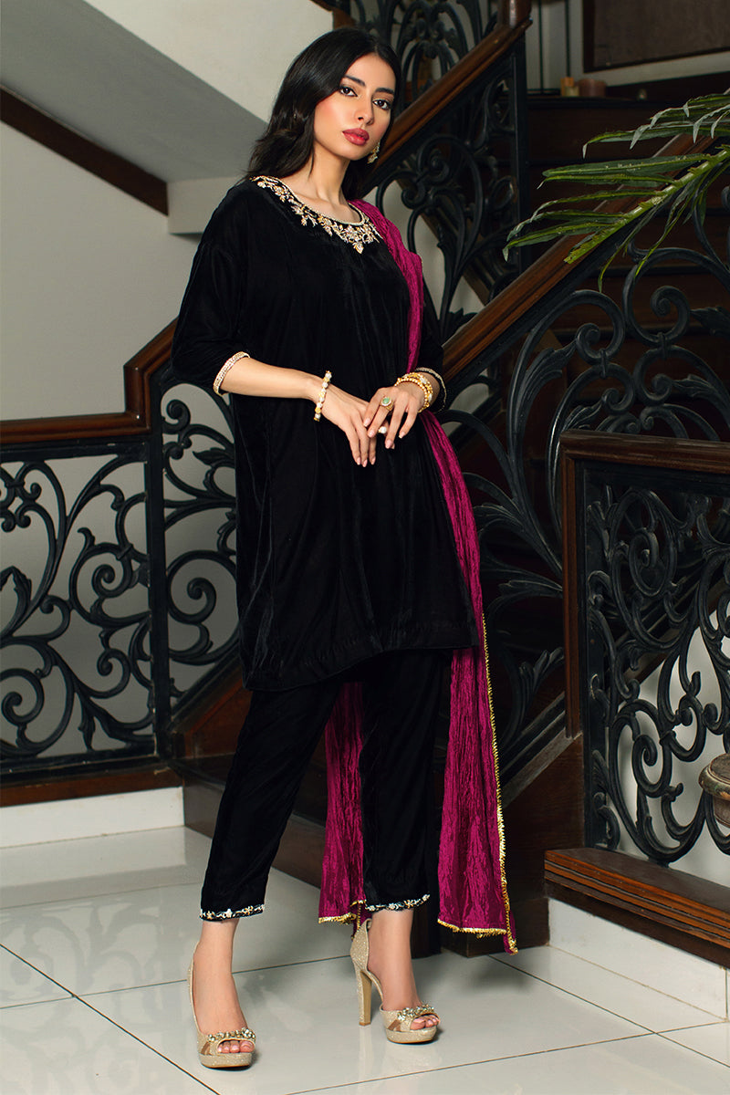 Black Ganga Jamna Velvet Salwar Kameez (3-Piece) - Image 1