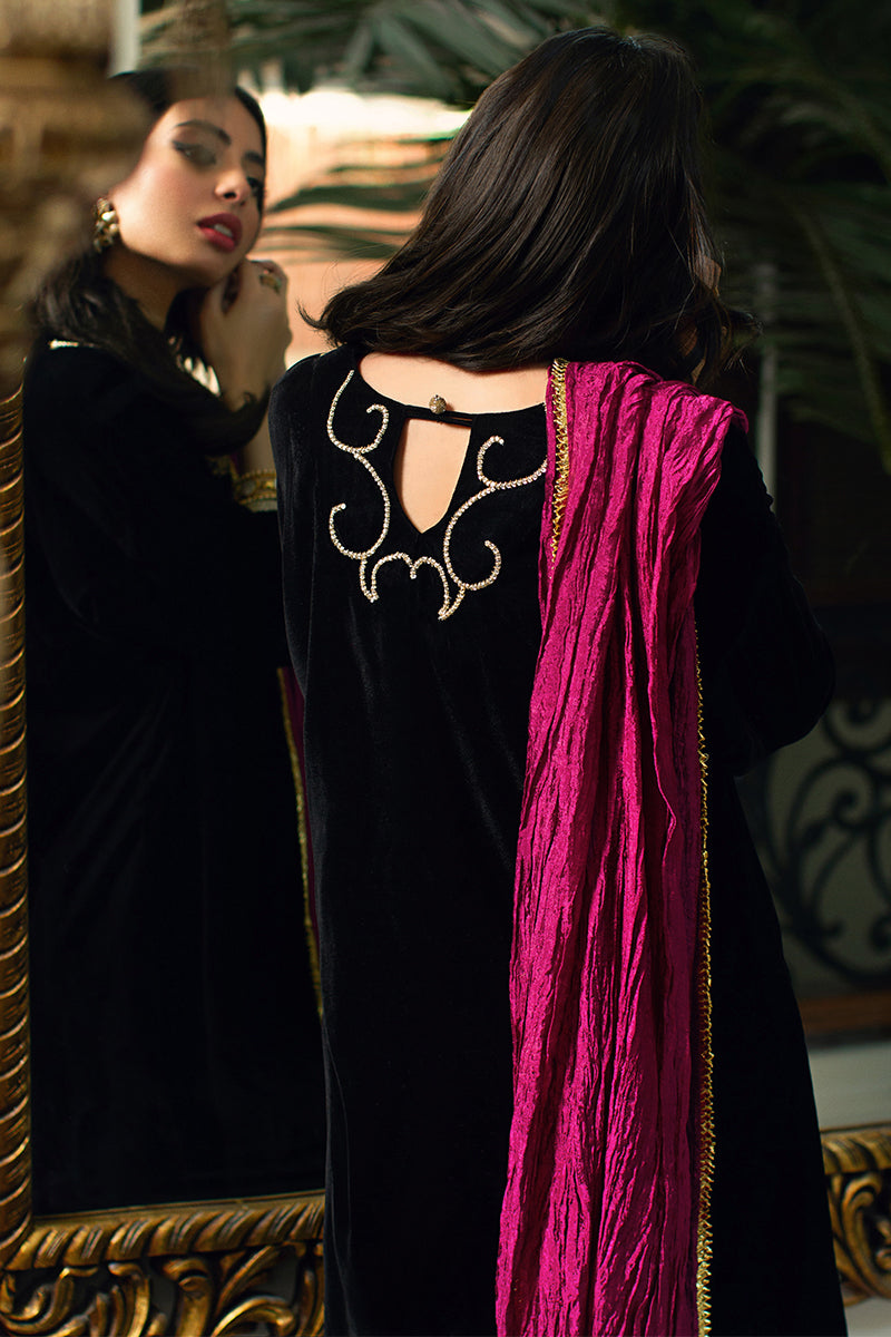 Black Ganga Jamna Velvet Salwar Kameez (3-Piece) - Image 4