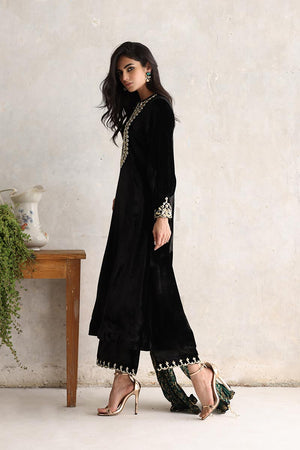 Pakistani Black Gota Embroidered Velvet Salwar Kameez (3-Piece) - Image 4